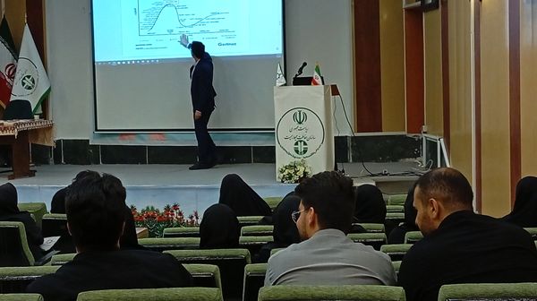 تجهیز مراقبان سلامت مدارس استان چهارمحال وبختیاری به ابزارهای نوین