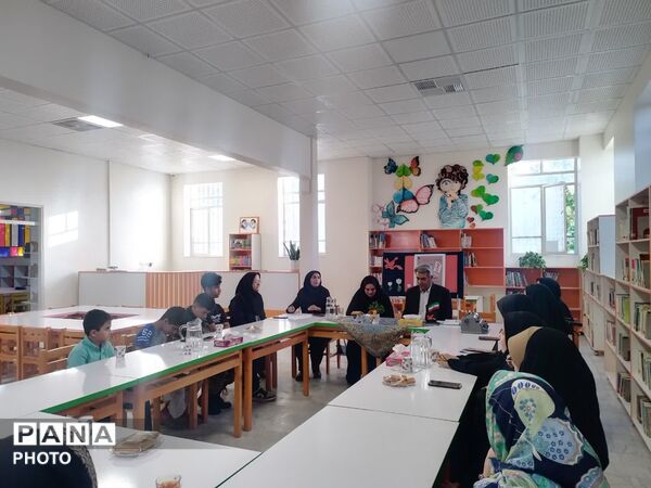 ویژه برنامه «بمب، بادبادک نیست» در یزد 