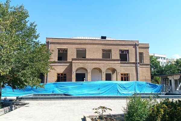 آسیب جنگی به عمارت ۱۲۰ ساله وثوق‌الدوله؛ بازسازی ۲۰ میلیارد تومان اعتبار می‌خواهد