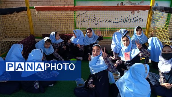 تهیه و توزیع نذری عدسی بین دانش آموزان دبستان فاطمه زهرا(س)