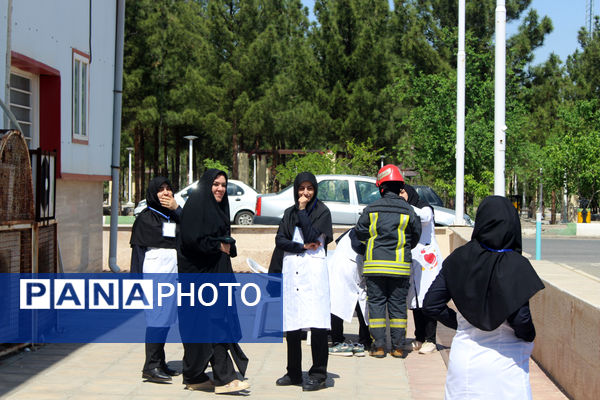 رقابت‌های اطفاء حریق مراقبین سلامت استان قم