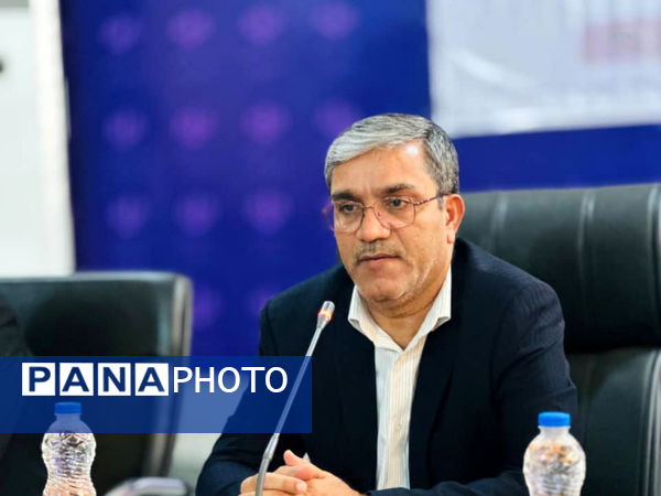 آیین تجلیل از تلاشگران عرصه خبر در بندرخمیر  