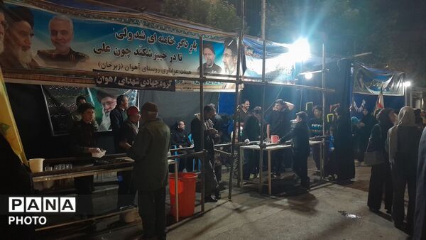 موکب  شهدای روستای آهوان در پنجاه و هشتمین شب 