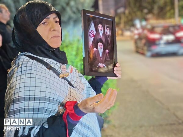 حماسه آفرینان جاودان در دل میدان خیابان