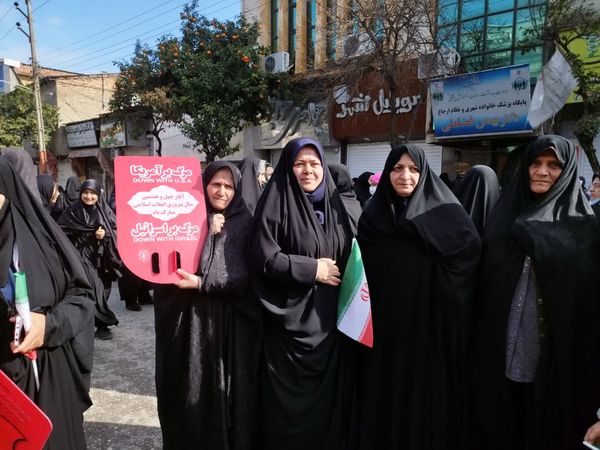 جشن تولد انقلاب اسلامی ایران در گلوگاه 