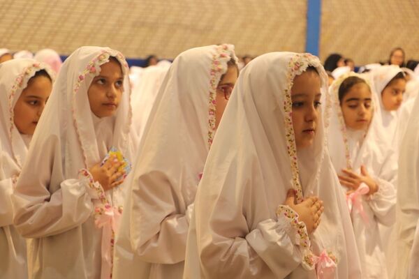 برگزاری جشن تکلیف دختران در مدارس مختلف سملقان