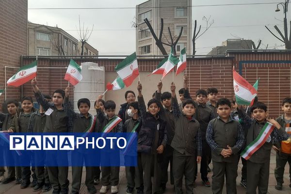 جشن پیروزی انقلاب اسلامی در مدارس منطقه کهریزک 