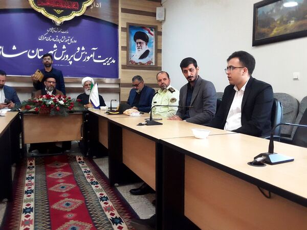 مراسم تودیع و معارفه مدیریت اداره آموزش و پرورش شهرستان شازند