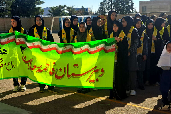 شور و نشاط دانش‌آموزان در روز بازگشایی مدارس شهر سورمق 