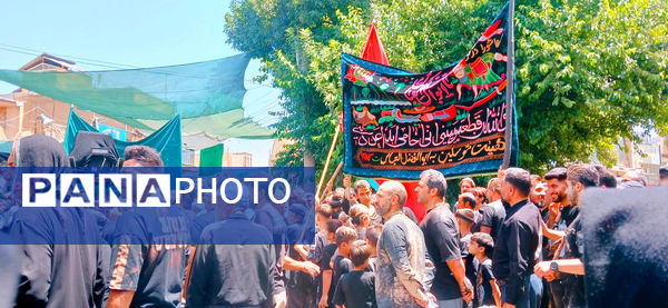 حماسه‌ای دیگر در بروجرد؛ حضور پرشور مردم در اجتماع عظیم عاشورایی