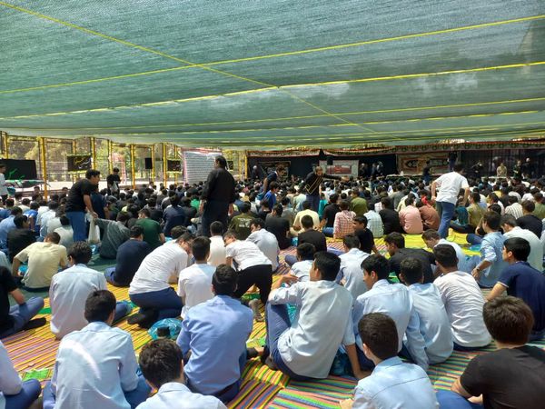 مراسم اربعین حسینی در دبیرستان ماندگار البرز