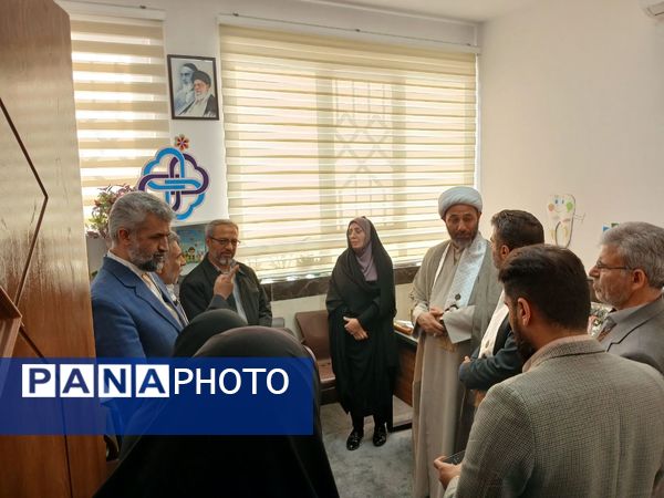 افتتاحیه اتاق بهداشت دبستان امام حسین(ع)