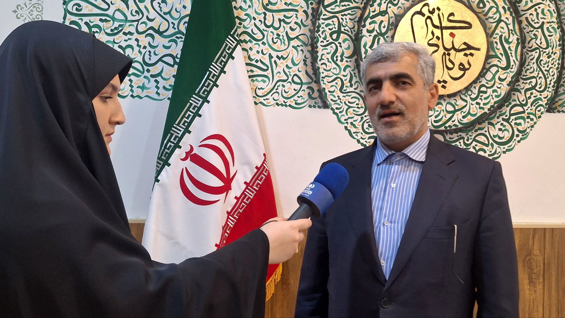 معلم باید خود یک الگوی عملی و رفتاری باشد