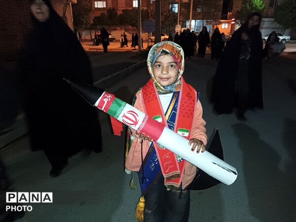 سلامی گرم به مأموران امنیت، پیامی سرد به دشمنان ایران