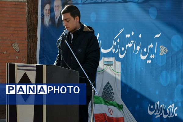 طنین زنگ انقلاب در بهارستان‌دو 