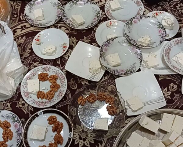 مراسم اعتکاف دانش‌آموزی در مسجد ۷۲ تن