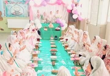 جشن قرآن در دبستان شیخ کلینی ۲