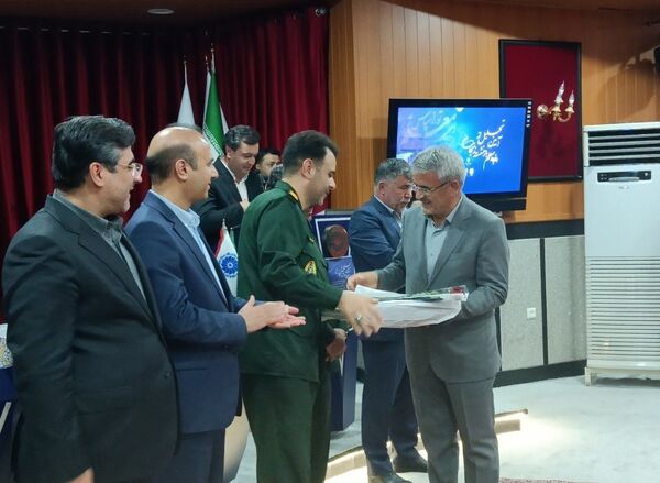 آیین تجلیل از ۵۰ معلم بازنشسته زنجان