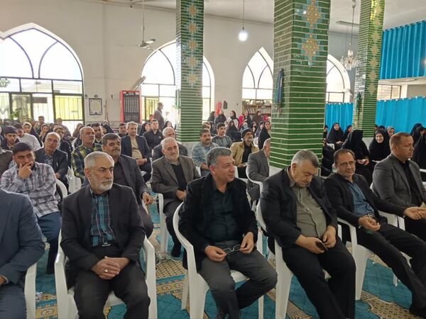 همایش تجلیل از همسران و مادران شهیدان شهر چرمهین همراه با تجلیل از دانشجویان نو ورود به دانشگاه‌های دولتی 