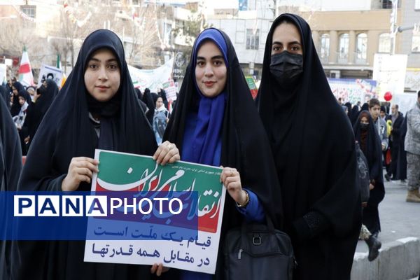 راهپیمایی ۲۲ بهمن در شهرستان پاکدشت 