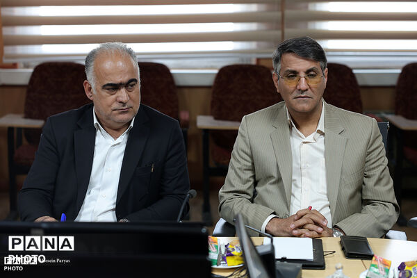 جلسه هماهنگی و هم افزایی بین دبیرخانه کمیسیون تخصصی توسعه آموزش عمومی قرآن کشور و معاونت آموزش متوسطه