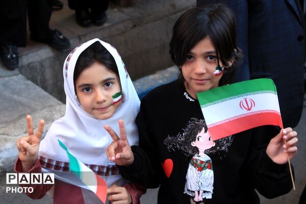 همایش «دختران ایران» همدانک
