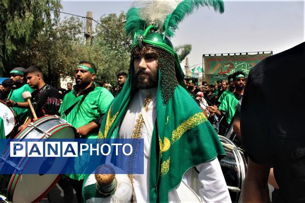 جلوه‌های باشکوه عزاداری روز عاشورا در قم