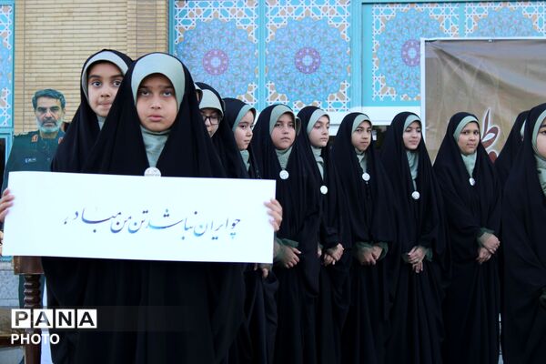 هم صدایی اصحاب فرهنگ و رسانه در فرهنگسرای سیمرغ نیشابور 