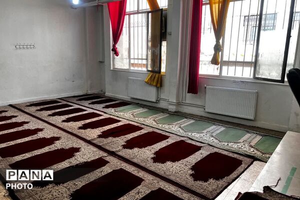  مدارس منطقه ۴؛ میزبان مهمانان یزدی در آیین بدرقه رهبر شهید انقلاب