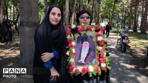 ویژه‌برنامه همگام با تشییع کنندگان آقای شهید ایران در اهر