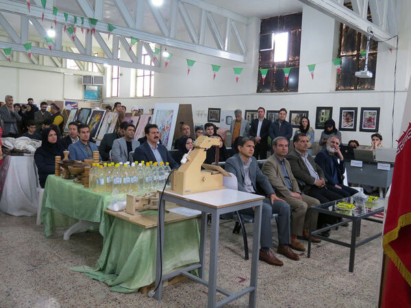 افتاحیه نمایشگاه دستسازه های هنرستان های شهرستان بجنورد 