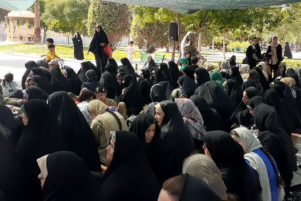  مراسم ختم دعای عرفه کنار مزار شهدای گمنام نسیم شهر 