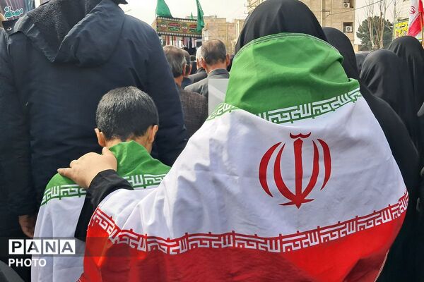 تشییع پیکر مطهر شهدای وطن در گلزار شهدای شهرستان ملارد