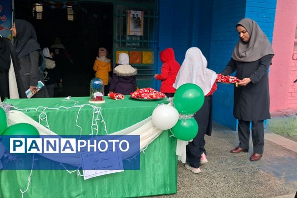 جشن ولادت امام زمان(عج) در دبستان عمار رباط‌کریم