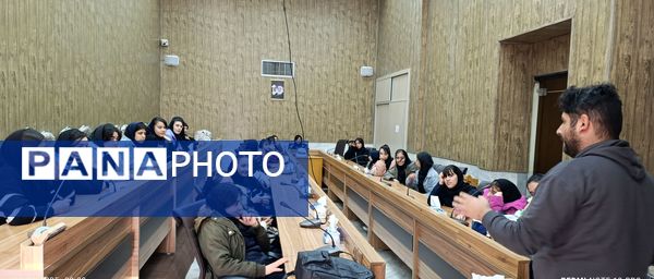 اردوی دانش‌آموزی تمشک مدارس دخترانه انصار و بعثت در زنجان