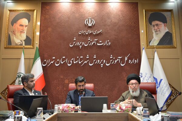 بدرقه دانش‌آموزان عمره‌گزار شهرستان‌های استان تهران