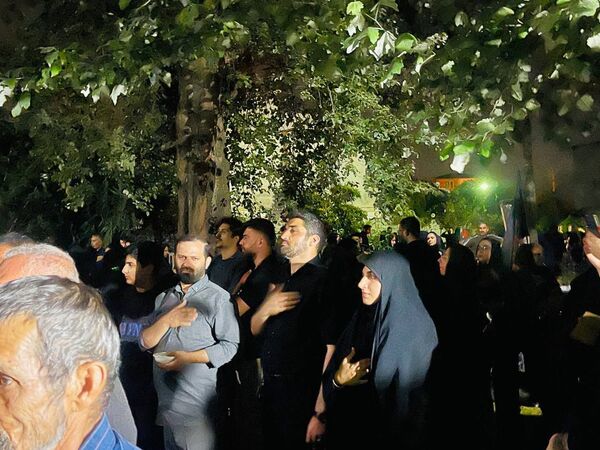 آیینی ماندگار از دلدادگی مردم محمودآباد به امام حسین(ع) در شب عاشورا