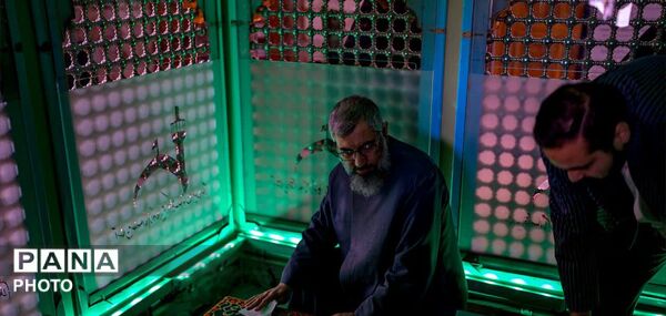عطر گلاب و نور خدمت در آستان امامزادگان محمد و سکینه خاتون  در آستانه دهه کرامت