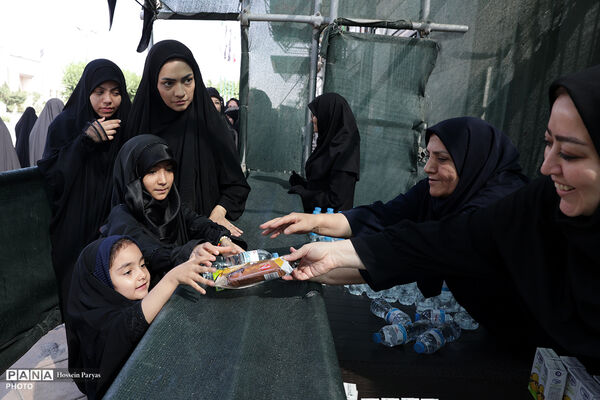 برگزاری همایش بزرگ جمع‌خوانی دانش‌آموزان با اجرای سرود و نوحه حماسی «باید برخاست»