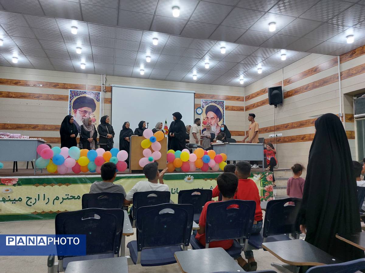 برگزاری جشن امامت مهدی موعود(عج) در سالن ایران اسلامی حاجی‌‌آباد