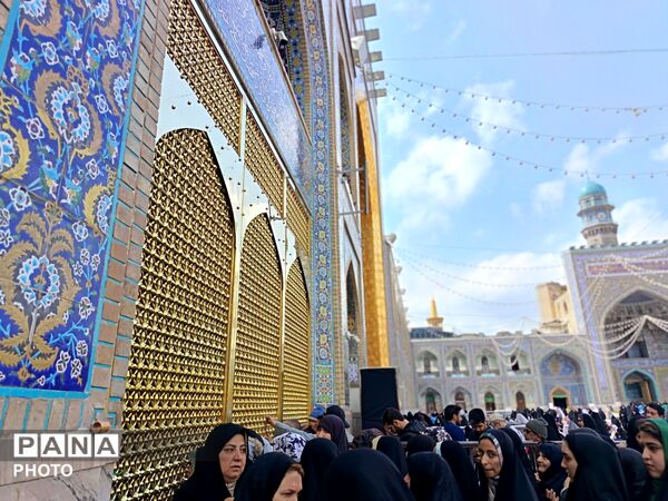 حرم ضامن آهو در آغازین روز دهه کرامت