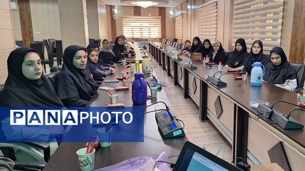  برگزاری نشست خبرنگاران خبرگزاری پانا در‌کانون شهید فهمیده کرج 