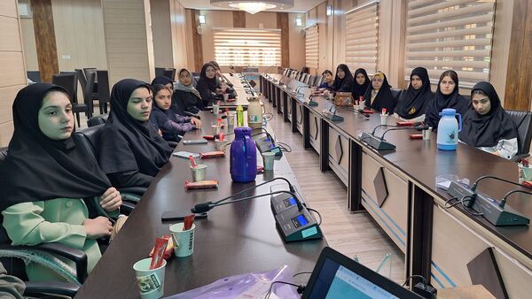  برگزاری نشست خبرنگاران خبرگزاری پانا در‌کانون شهید فهمیده کرج 