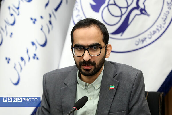 دیدار معاون اول رئیس‌جمهور با اعضای باشگاه و مدال‌آوران المپیادی