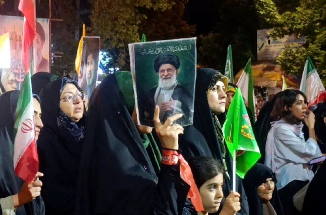 شکوه راهپیمایی‌های شبانه نظرآباد در نود و پنجمین شب اجتماعات