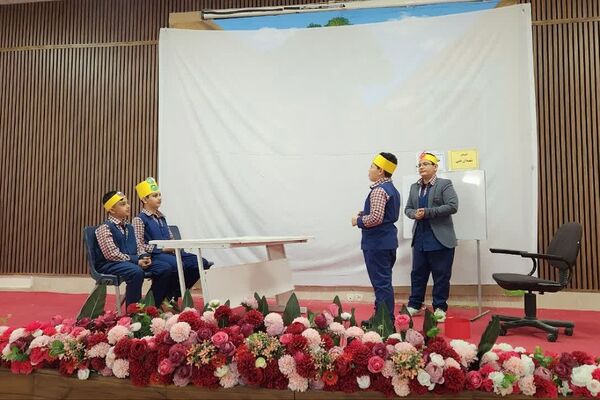 جشنواره تئاتر درسی مدارس فشافویه در کانون شهید آوینی؛ صحنه‌ای برای شکوفایی استعدادها