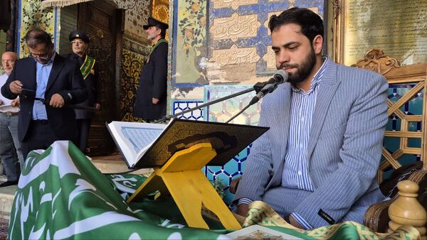 مراسم غبارروبی ضریح مطهر حضرت سلطانعلی(ع) همزمان با میلاد پیامبر(ص) و امام صادق(ع) در مشهد اردهال
