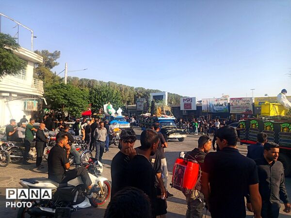 ورود باشکوه کاروان بنی اسد (ع) و نخل بزرگ فدافن به میعاد گاه عاشقان 