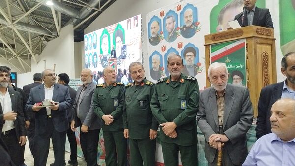 مراسم اولین سالگرد شهادت  سید حسن نصرالله، شهید حاج عباس نیلفروشان و سید هاشم صفی الدین در گلستان شهدا اصفهان 