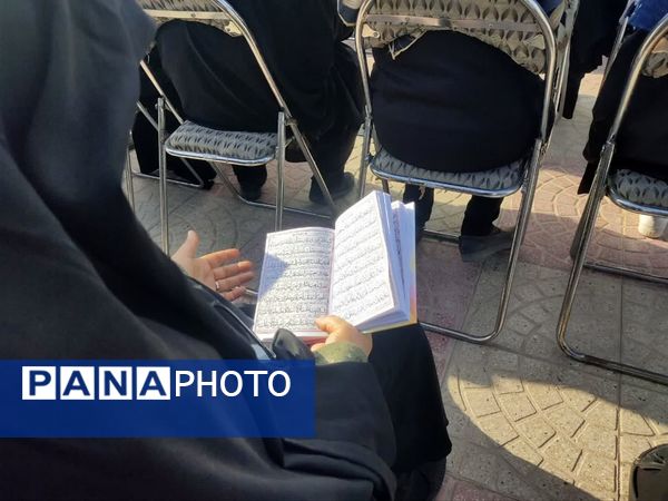 دعای ندبه باشکوه در آستانه میلاد حضرت مهدی(عج) در میدان حج یزد